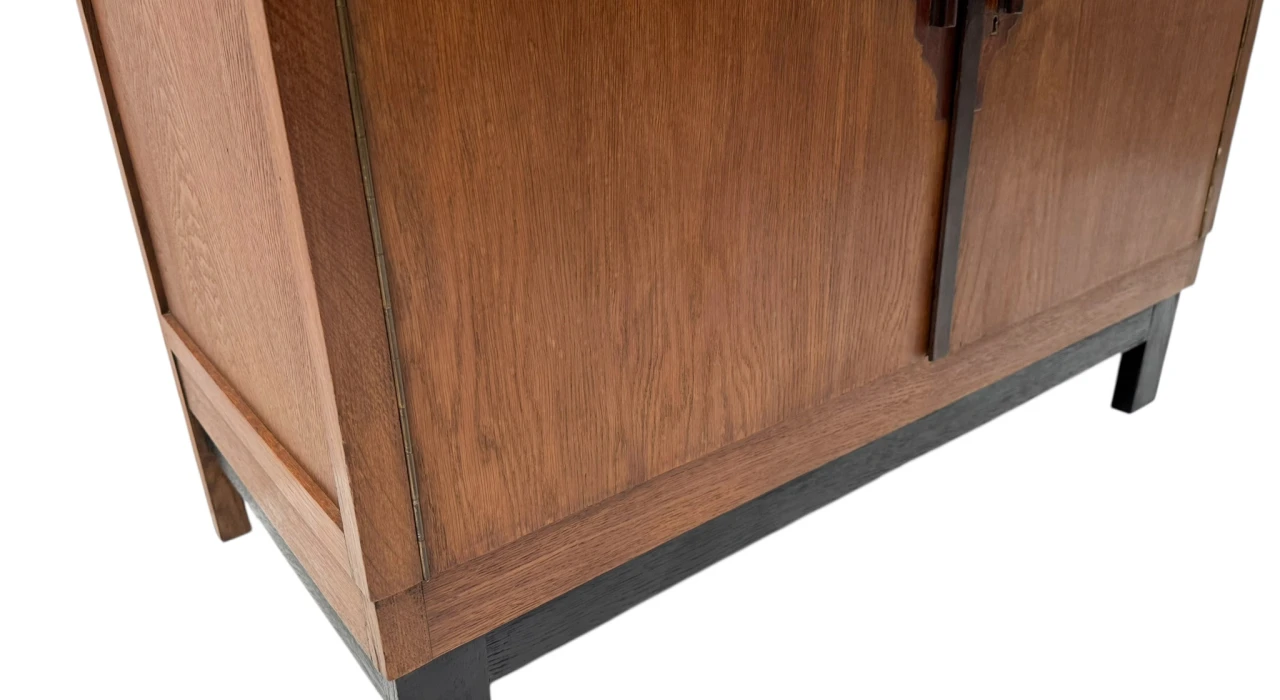 Art Deco Modernist Sideboard or credenza with Black Lacquered Top, 1930s